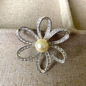 Banana Republic Statement Brooch